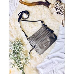 Crossbody purse